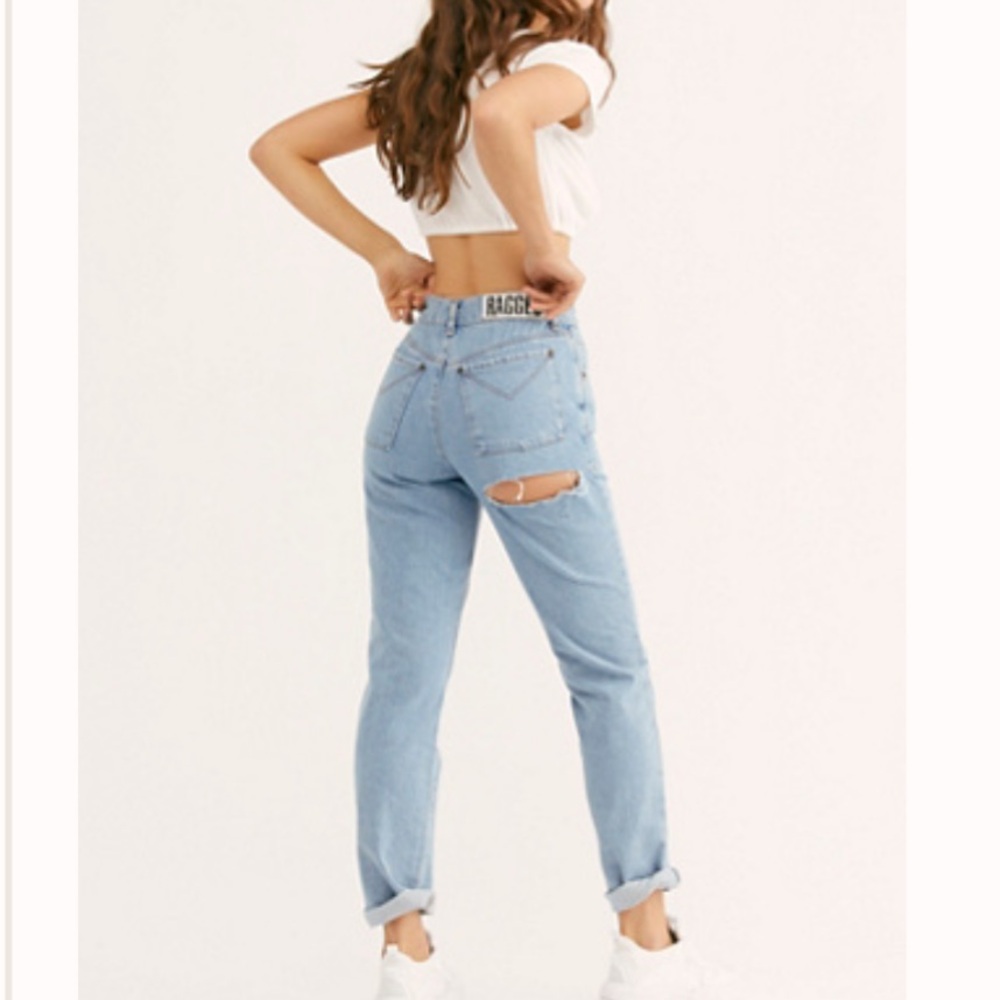 The Ragged Priest Back Slash Mom Jeans